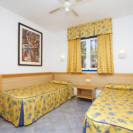 Апарт-отель Nautilus Lanzarote 4*