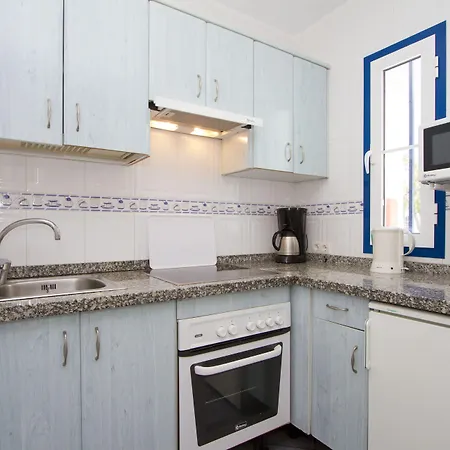 ノーチラス ランサローテ 4* プエルト・デル・カルメン