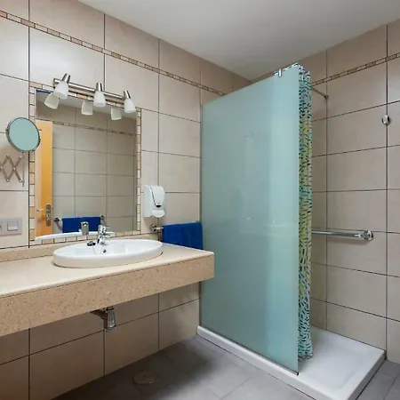 Апарт-отель Nautilus Lanzarote 4*