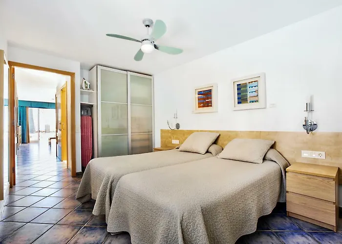 Nautilus Lanzarote بويرتو ذيل كارمين